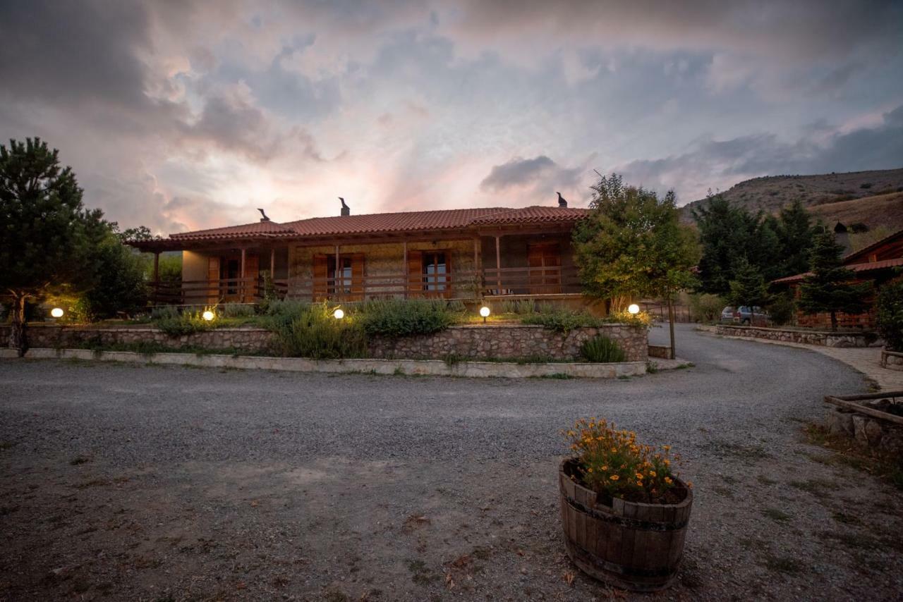 Orias Guesthouse & Farm カラブリタ エクステリア 写真
